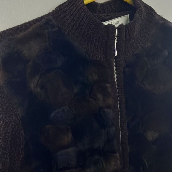 Lisa international quilted faux fur knit jacket, size small - Picture 3 of 10